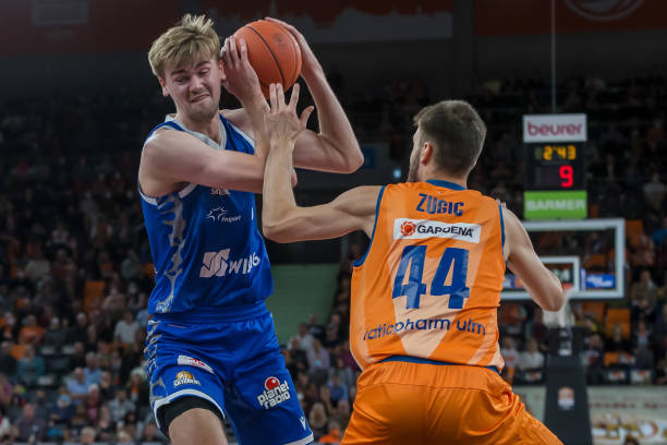 次进攻依然 次进攻依然